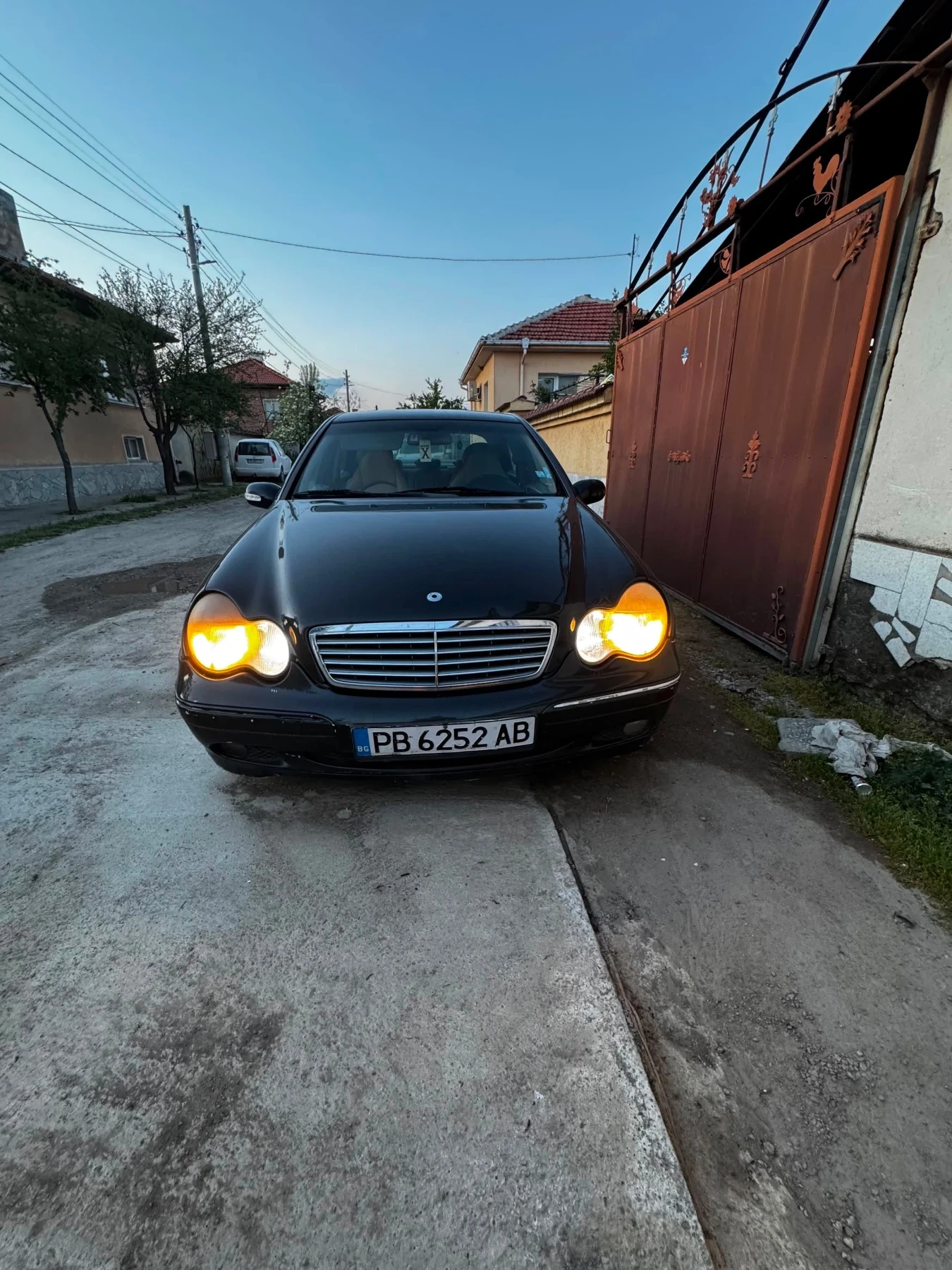 Mercedes-Benz C 220 Mercedes-Benz C 220 CDI W203 2.2 CDI   ~170 к.с.  