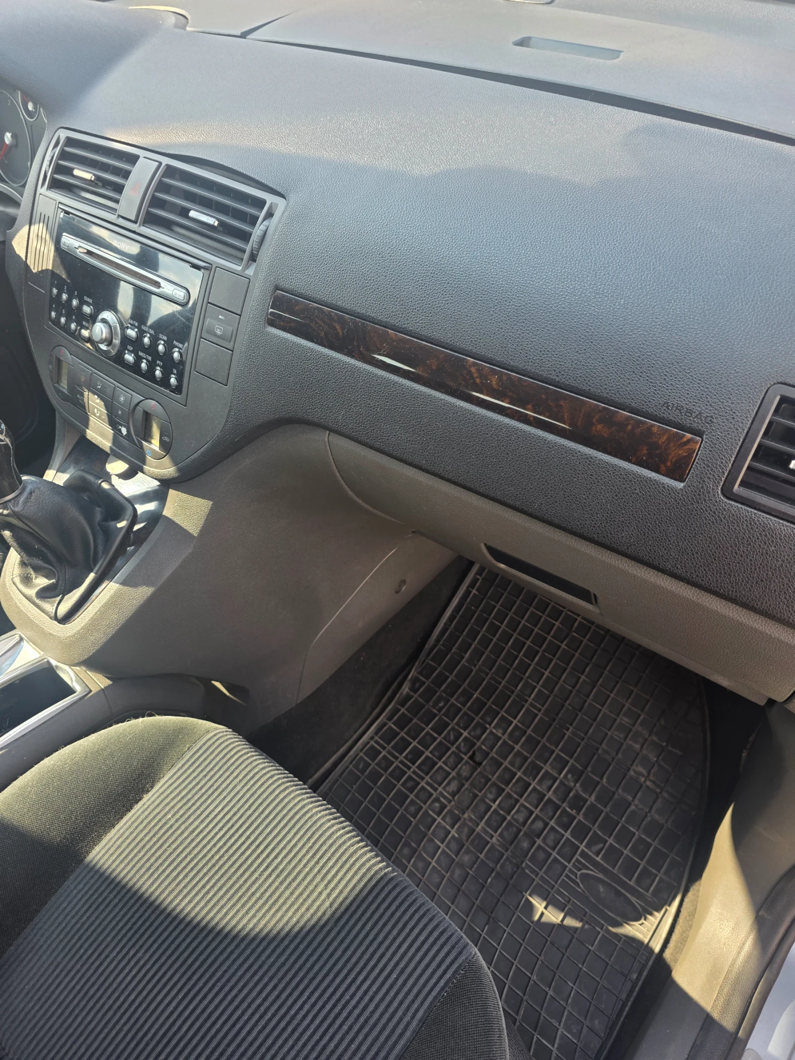 Ford C-max, снимка 12 - Автомобили и джипове - 55786166