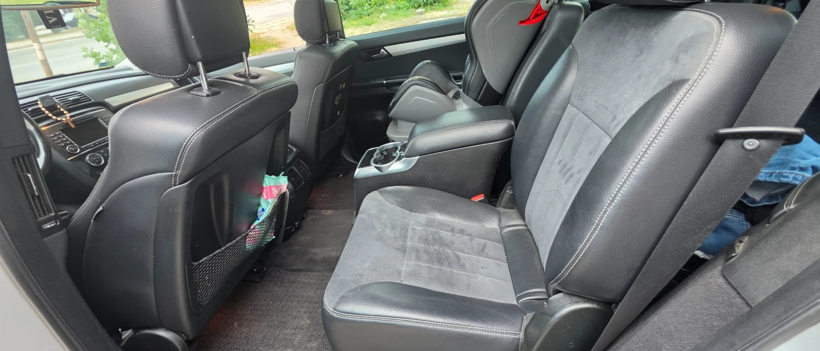 Mercedes-Benz R 320, снимка 9 - Автомобили и джипове - 56066184