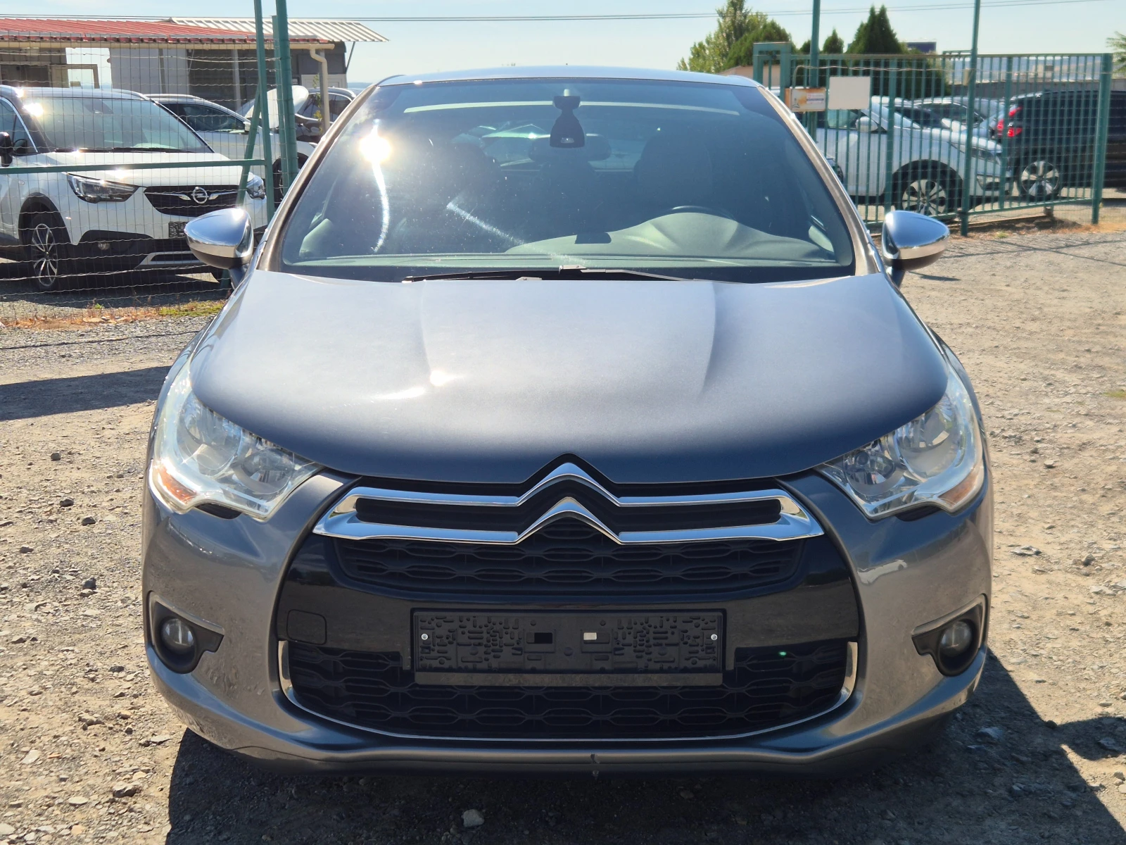 Citroen DS4 1.6HDI 110кс, снимка 8 - Автомобили и джипове - 56136166