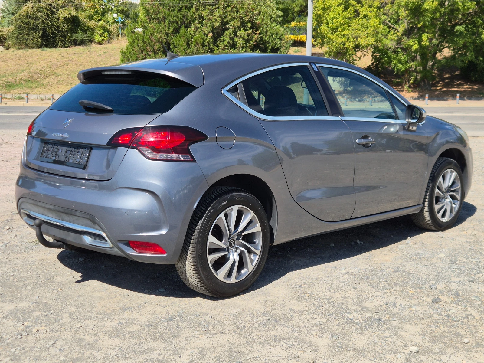 Citroen DS4 1.6HDI 110кс, снимка 5 - Автомобили и джипове - 56136166