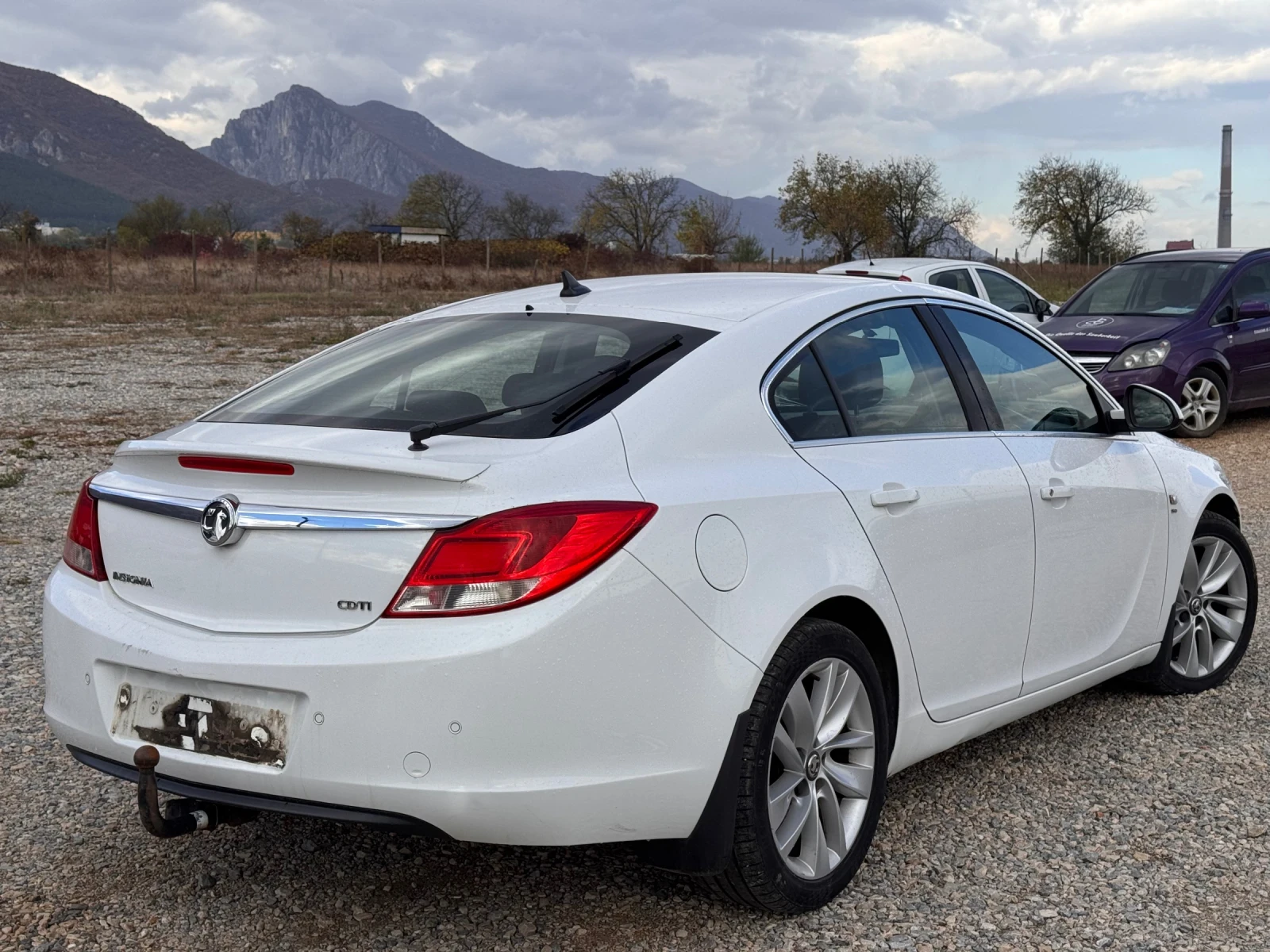 Opel Insignia 2.0D / НА ЧАСТИ, снимка 3 - Автомобили и джипове - 56607120