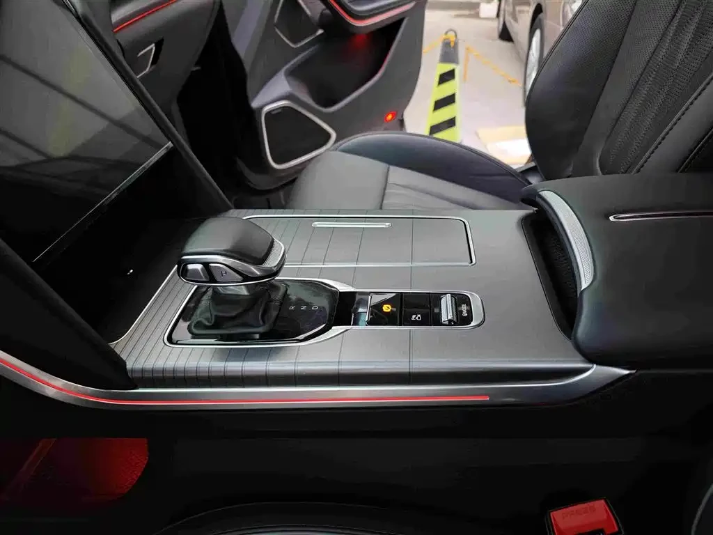 HongQi H9 HS7 PHEV 2024 2.0T PHEV 4WD Flagship Edition 6-sea | Mobile.bg � ����������� 8