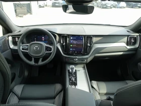 Volvo XC60 T8 AWD Plus Dark, снимка 9