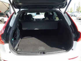 Volvo XC60 T8 AWD Plus Dark, снимка 16