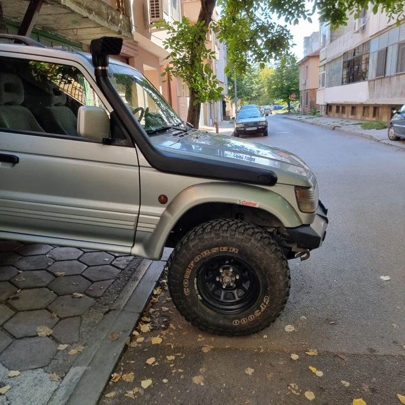 Mitsubishi Pajero 3.5, снимка 5 - Автомобили и джипове - 47508699