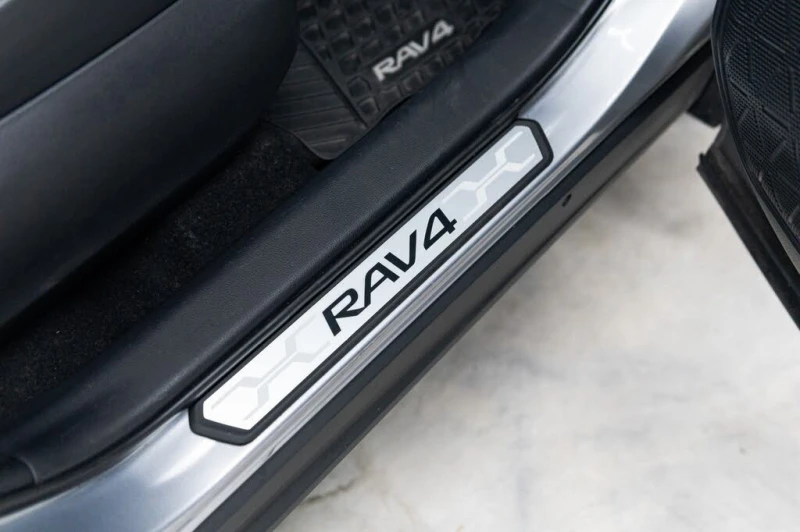 Toyota Rav4 2021* XLE* AWD* 34 217 KM, снимка 15 - Автомобили и джипове - 53035272