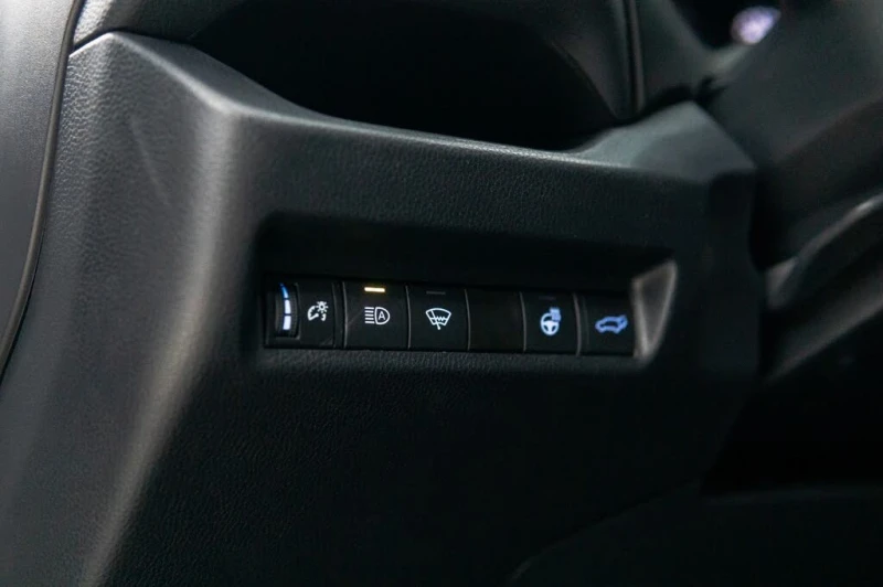 Toyota Rav4 2021* XLE* AWD* 34 217 KM, снимка 10 - Автомобили и джипове - 53035272