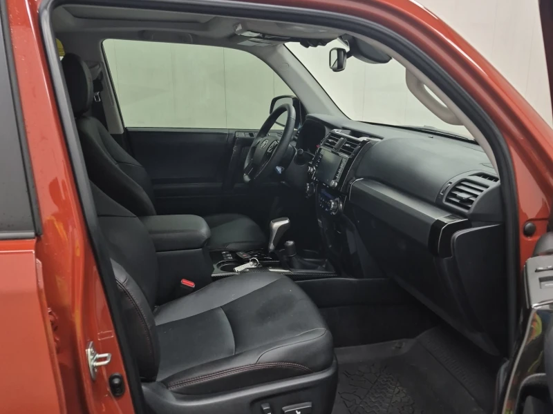 Toyota 4runner 4.0 4WD, снимка 12 - Автомобили и джипове - 53274474