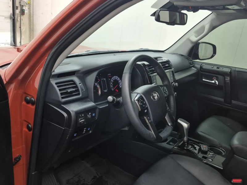 Toyota 4runner 4.0 4WD, снимка 9 - Автомобили и джипове - 53274474