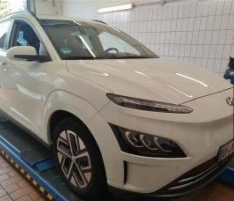 Hyundai Kona 64kw* PRIME* SOH100%КОЖА* , снимка 15 - Автомобили и джипове - 53422883