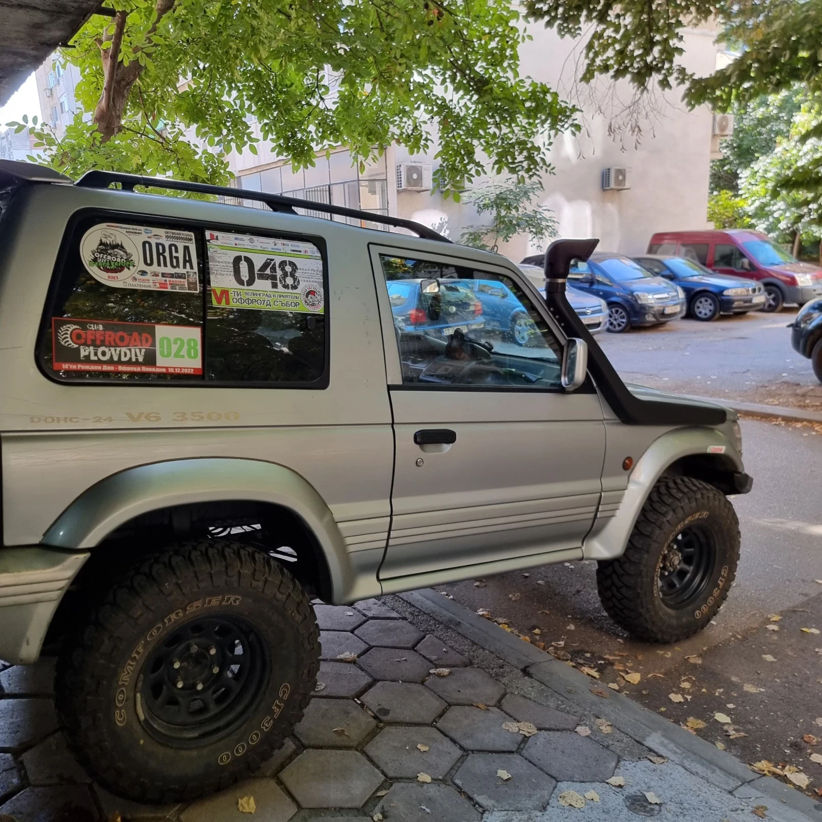 Mitsubishi Pajero 3.5 - изображение 3