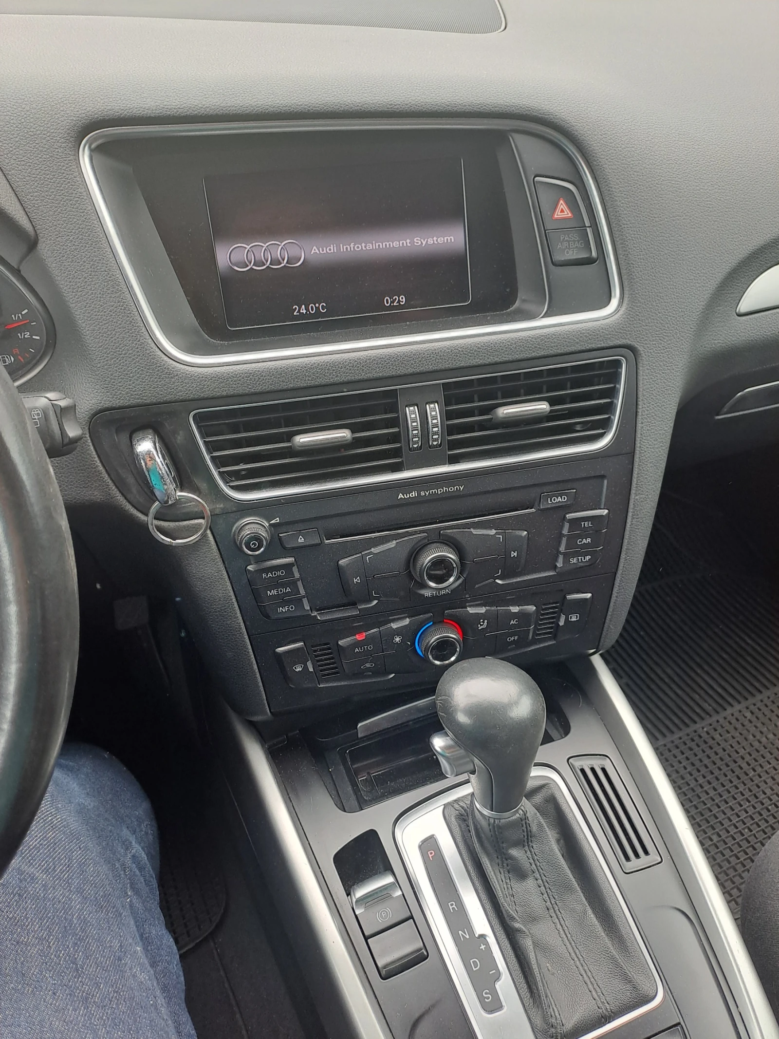 Audi Q5 2.0TDI 170к.с. 126000км QUATTRO  - изображение 9