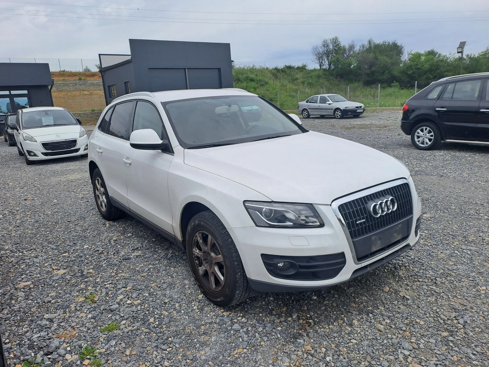Audi Q5 2.0TDI 170к.с. 126000км QUATTRO  - изображение 3