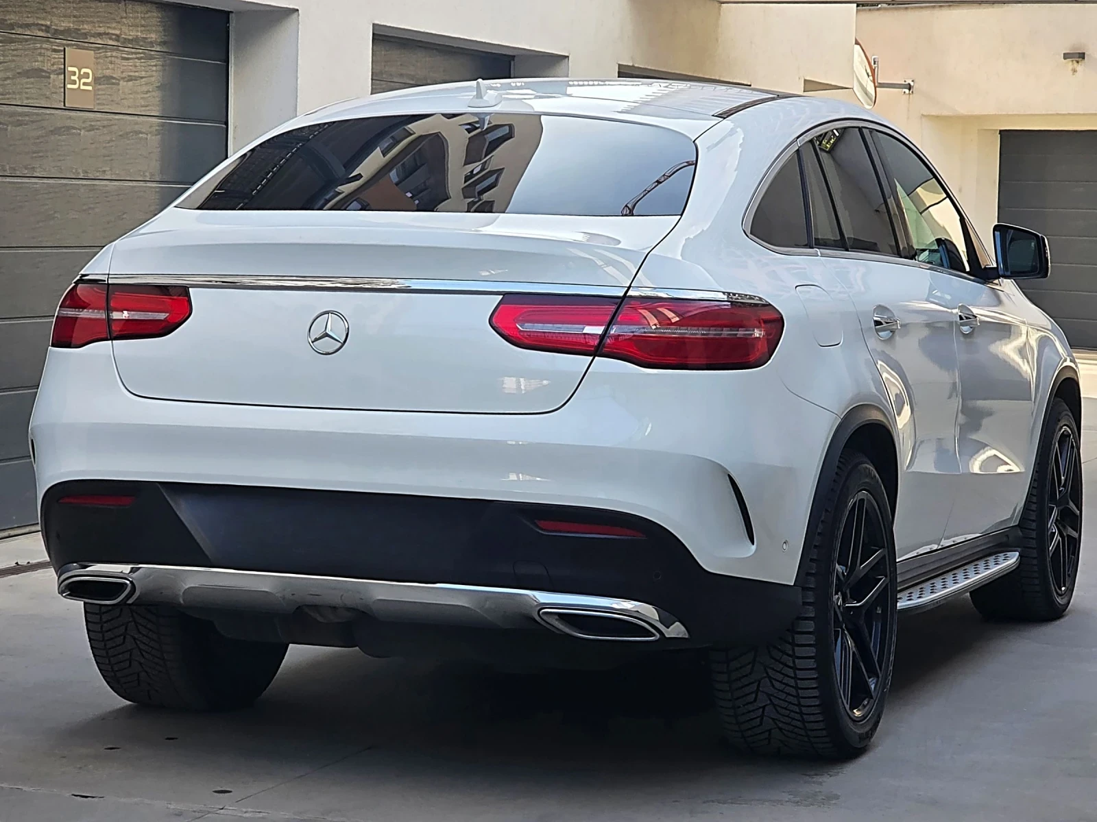 Mercedes-Benz GLE 350 Mercedes GLE350d AMG LINE* CAM360* PANO* * HARMAN* - изображение 6