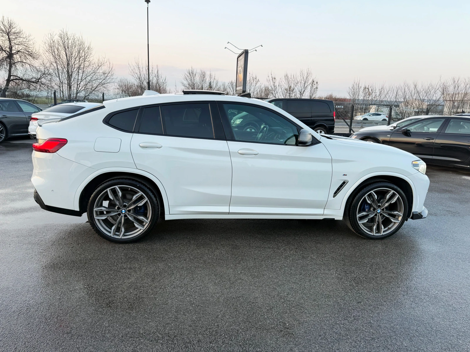 BMW X4 M40i-HEAD UP-PANORAMA-KAMERA-LED-4x4-ПОДГРЯВАНЕ!!!, снимка 6 - Автомобили и джипове - 53884036