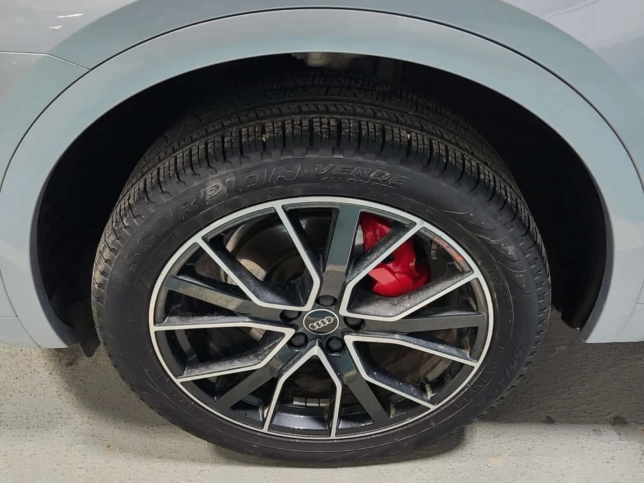 Audi Q5 PROGRESSIV| AMBIENT PANORAMA| 2 КЛЮЧА | CARFAX | , снимка 5 - Автомобили и джипове - 53894429