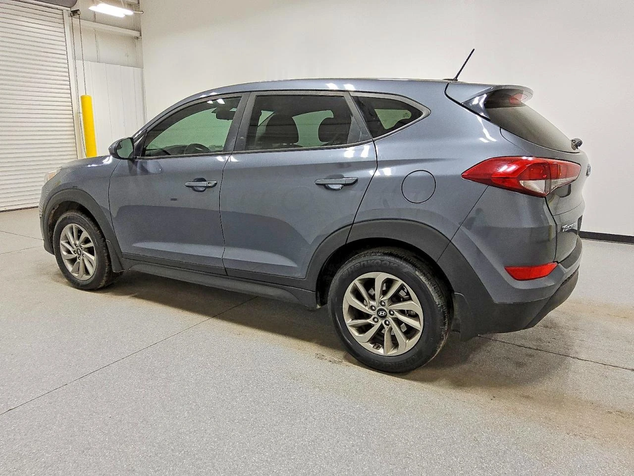 Hyundai Tucson, снимка 6 - Автомобили и джипове - 53973931