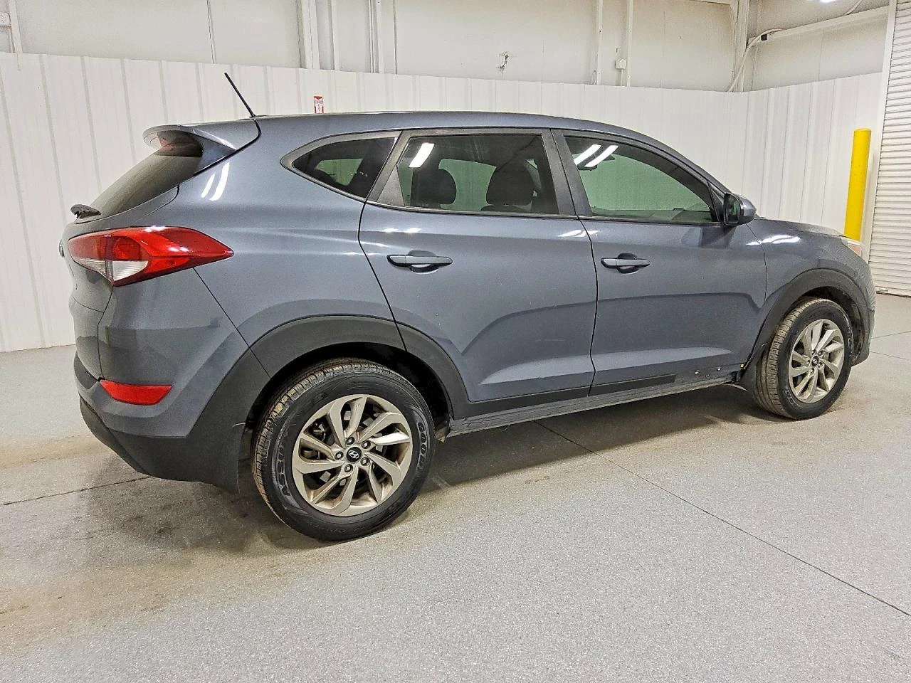 Hyundai Tucson, снимка 5 - Автомобили и джипове - 53973931