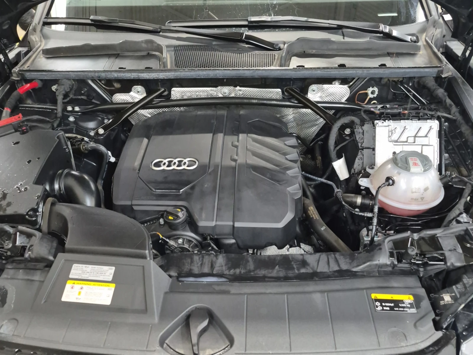Audi Q5 Komfort 45 TFSI quattro, снимка 9 - Автомобили и джипове - 54454013