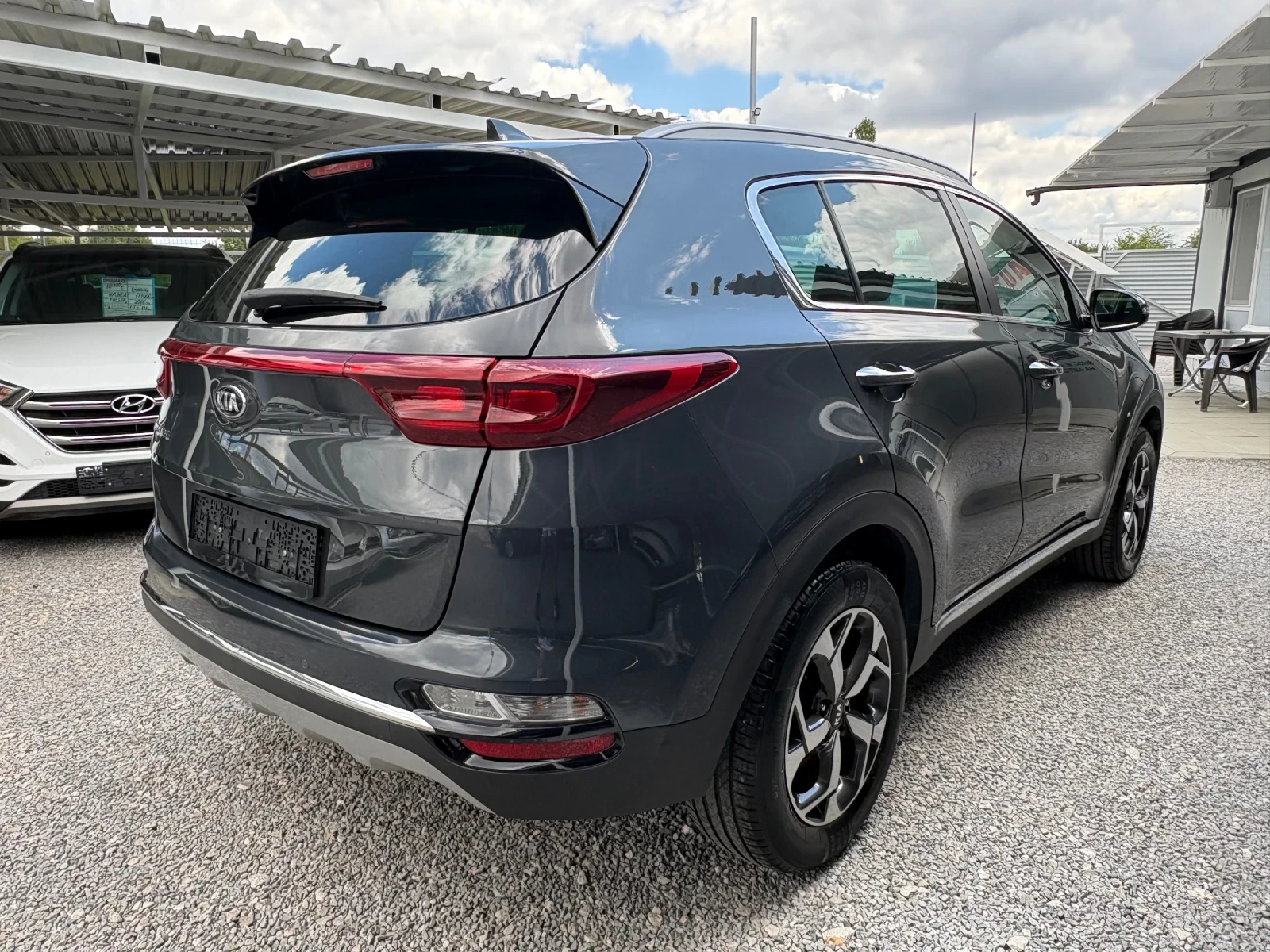Kia Sportage 1.6 i - 154000км., снимка 6 - Автомобили и джипове - 55416343