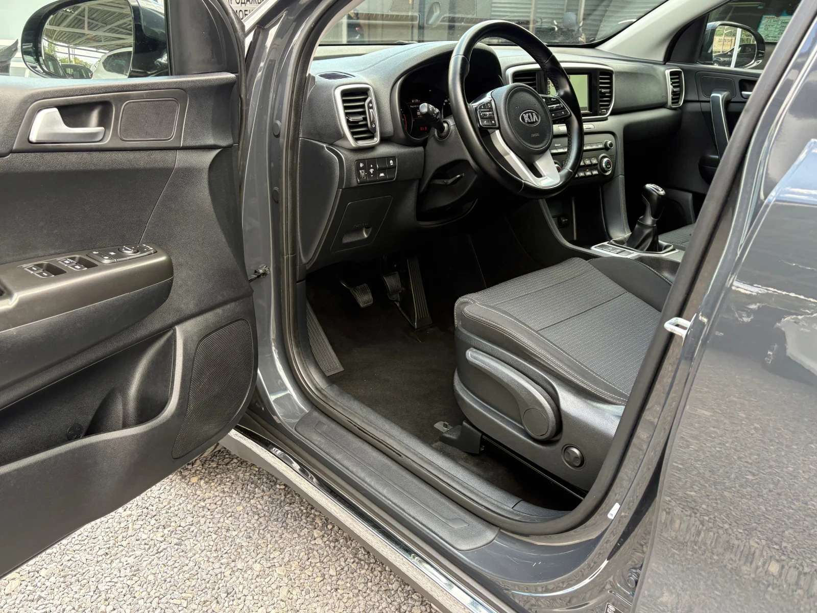 Kia Sportage 1.6 i - 154000км., снимка 14 - Автомобили и джипове - 55416343