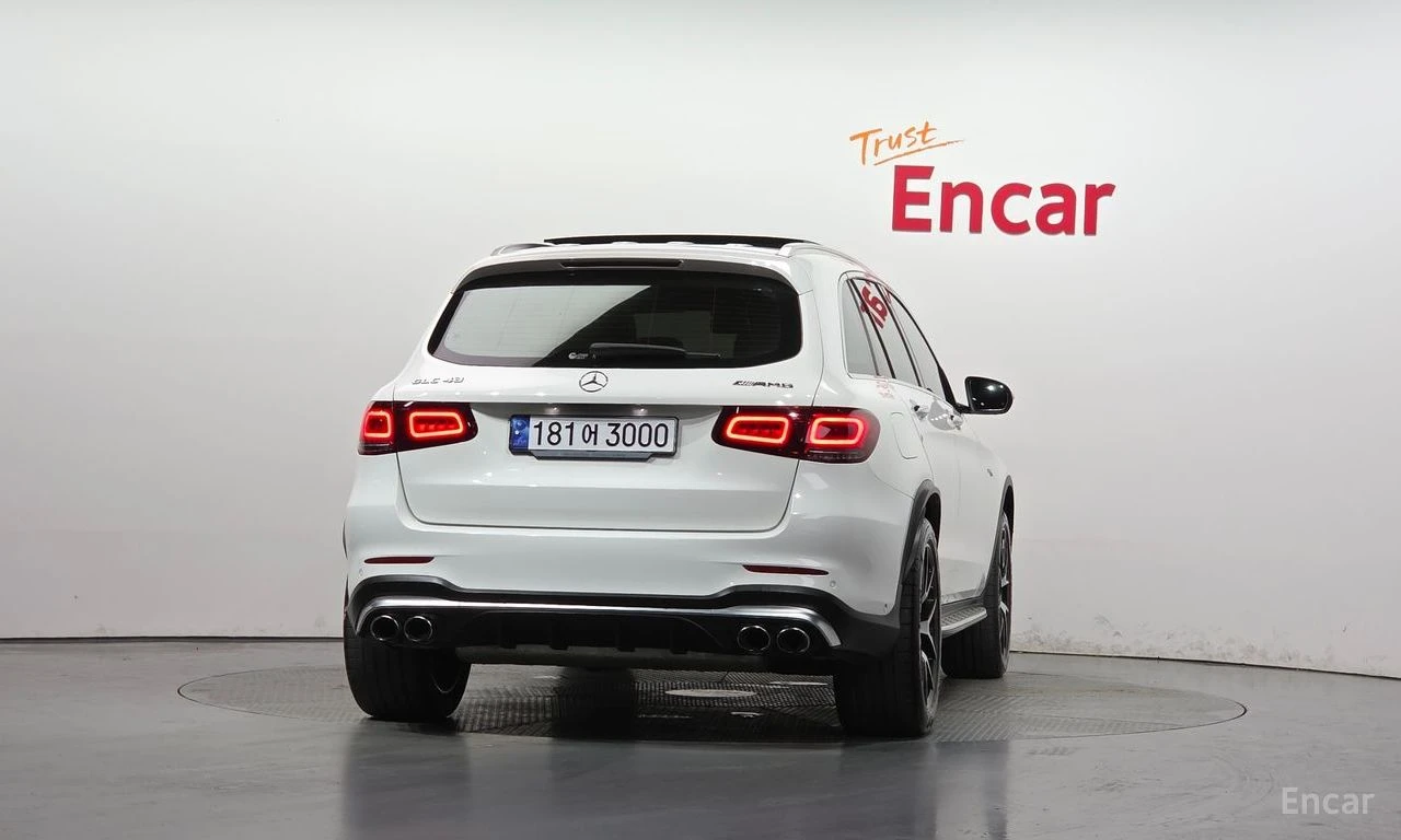 Mercedes-Benz GLC 43 AMG BURMESTER* ДИСТРОНИК* ХЕДЪП* 360КАМЕРА* , снимка 4 - Автомобили и джипове - 55588240