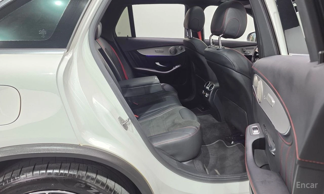 Mercedes-Benz GLC 43 AMG BURMESTER* ДИСТРОНИК* ХЕДЪП* 360КАМЕРА* , снимка 13 - Автомобили и джипове - 55588240