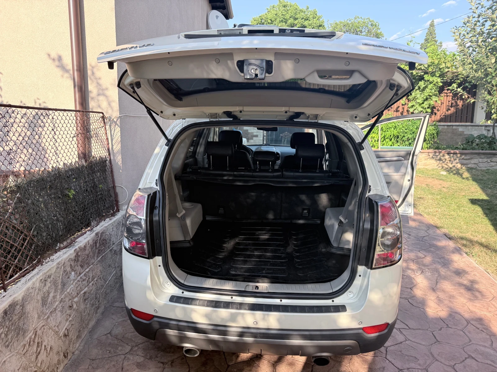 Chevrolet Captiva, снимка 4 - Автомобили и джипове - 55779799