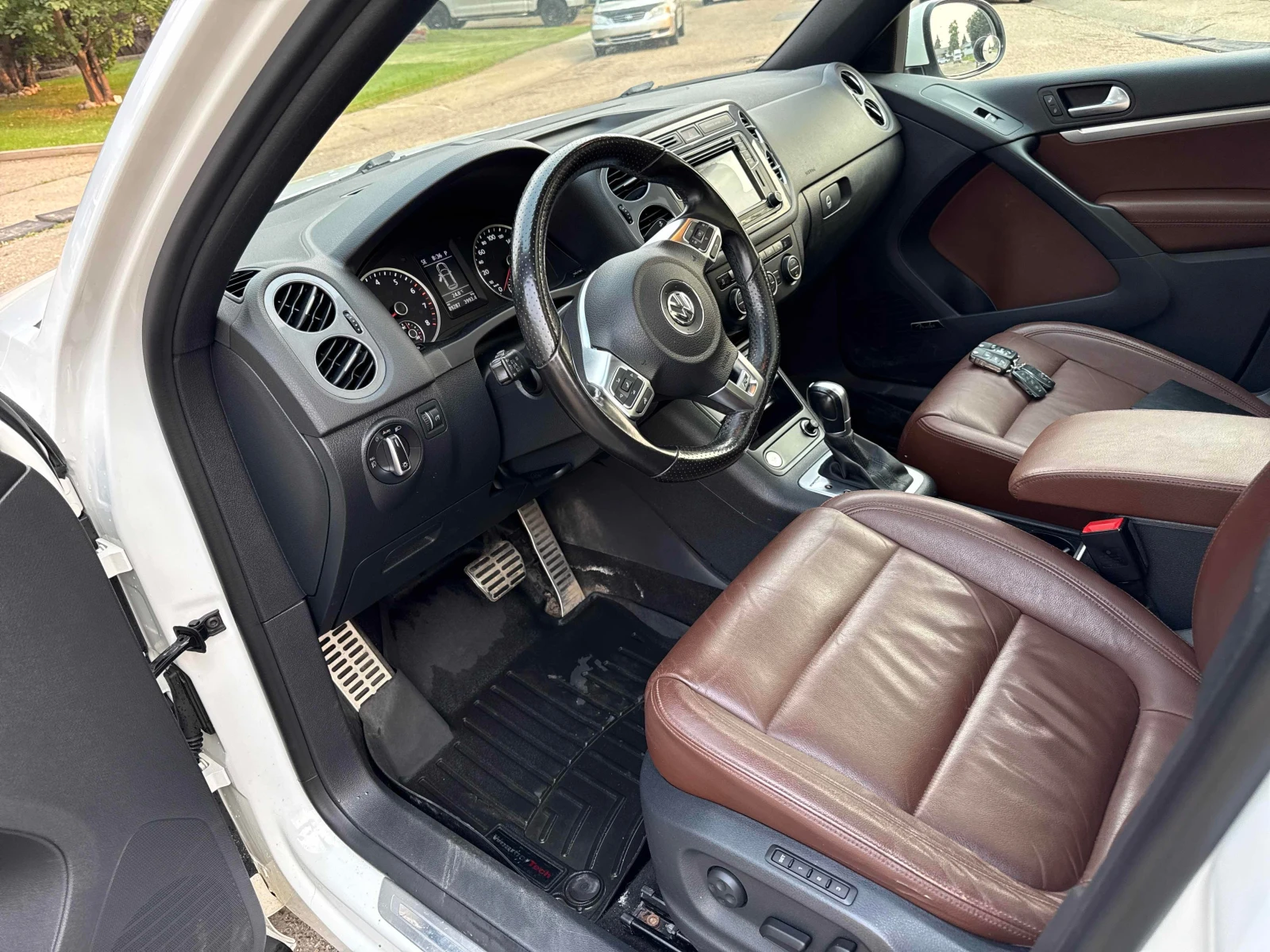 VW Tiguan * Highline * CARFAX * БЕЗ ПЪРВОНАЧАЛНА ВНОСКА, снимка 5 - Автомобили и джипове - 55884440