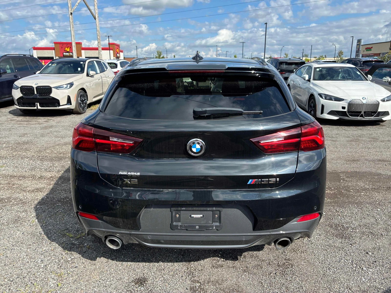BMW X2  M35i M-PACK / АВТОКРЕДИТ / RED INT, снимка 4 - Автомобили и джипове - 55989321