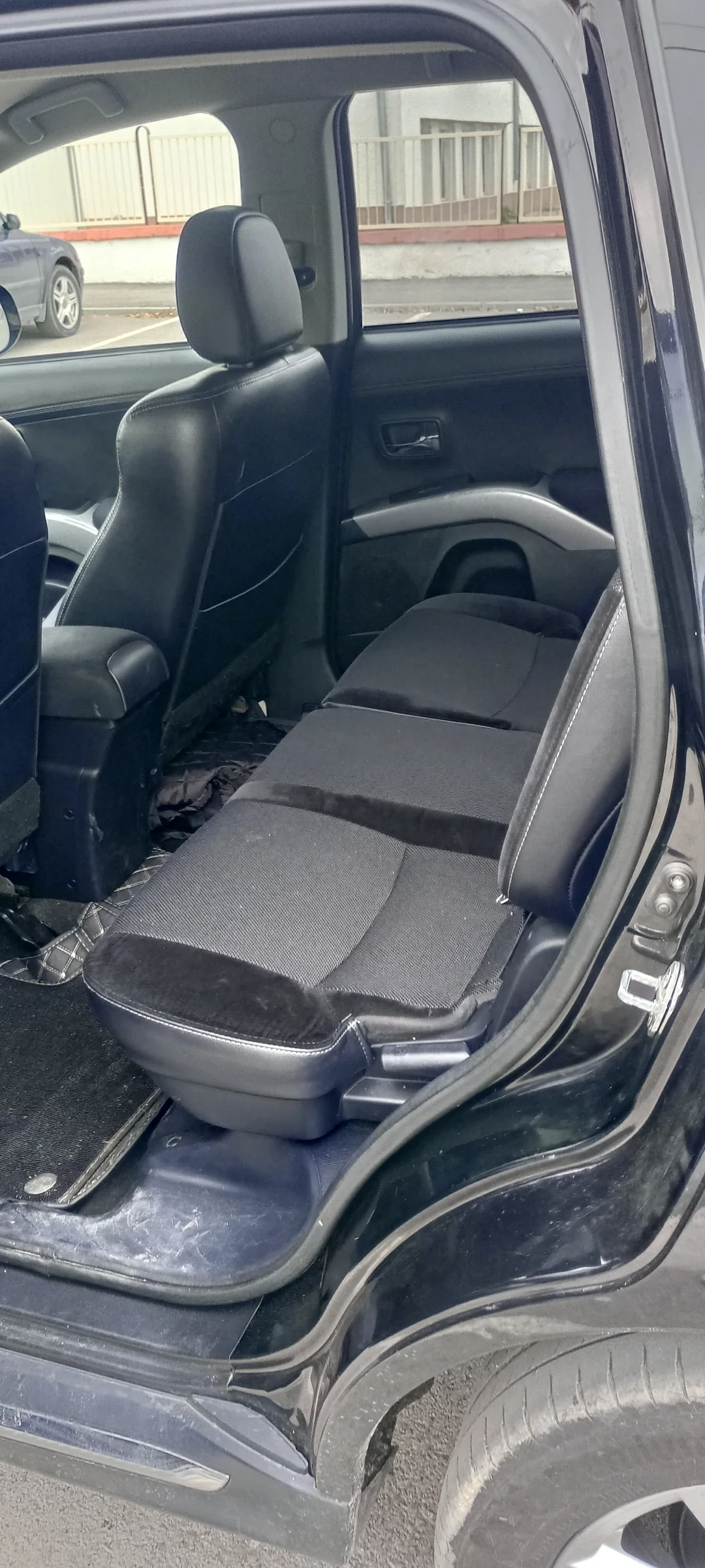 Mitsubishi Outlander 2.2DI, снимка 5 - Автомобили и джипове - 56553741