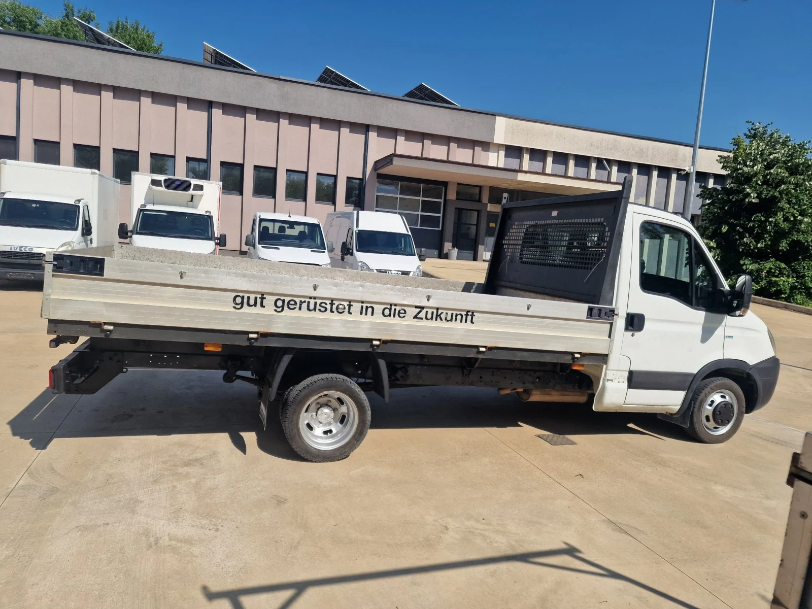 Iveco 35c15 3.0HPI швейцарски 4.20м, снимка 8 - Бусове и автобуси - 54777879
