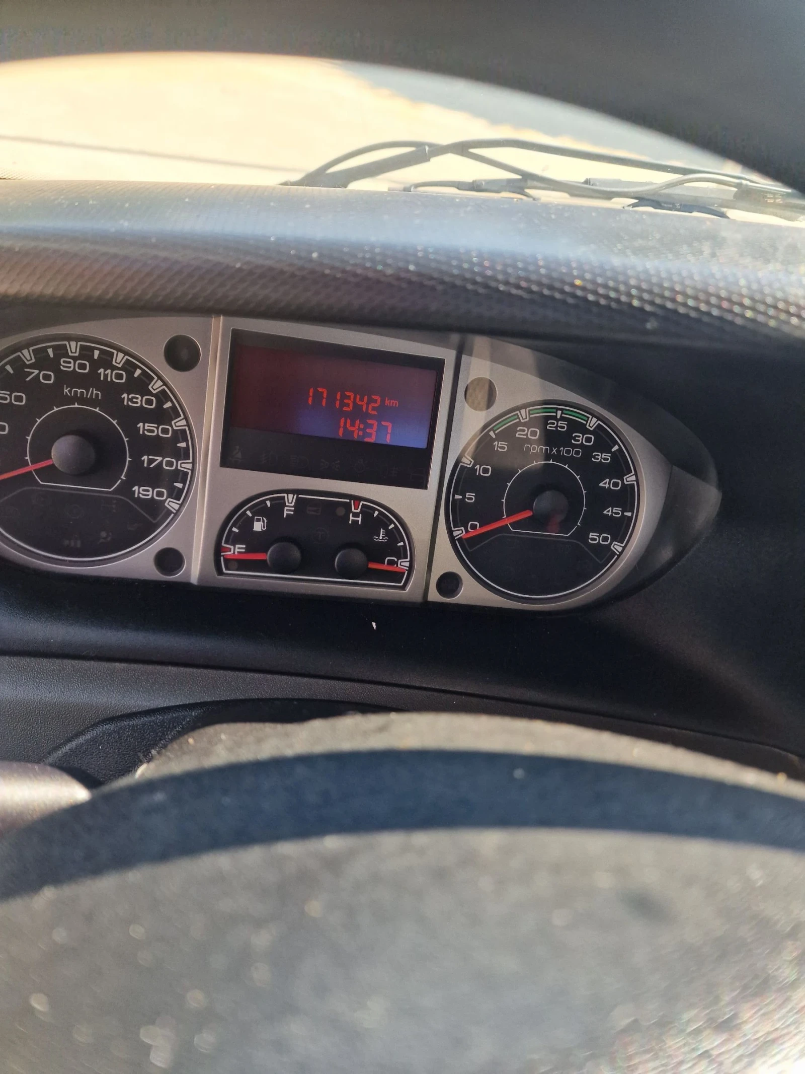 Iveco 35c15 3.0HPI швейцарски 4.20м, снимка 17 - Бусове и автобуси - 54777879