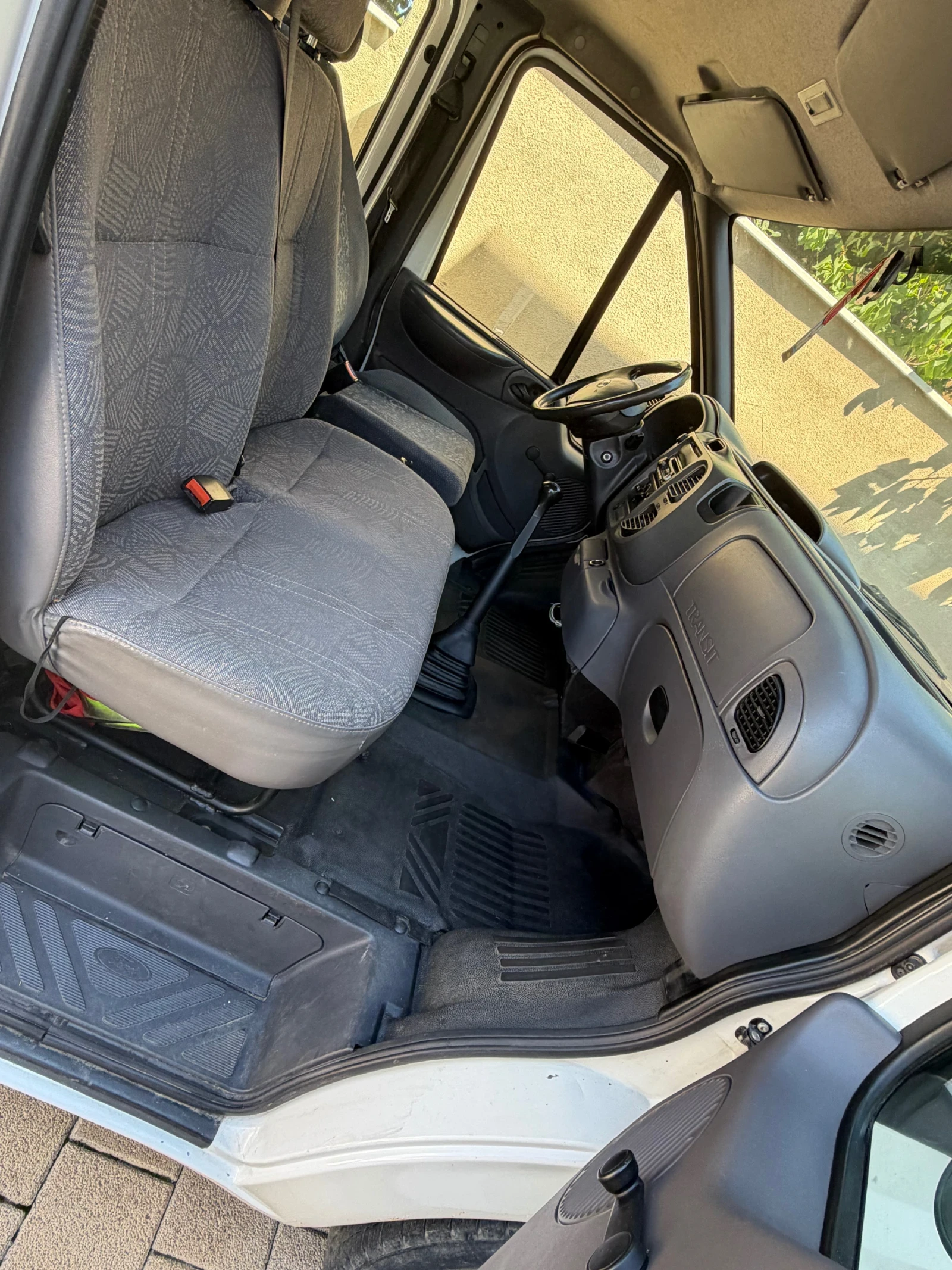 Ford Transit, снимка 11 - Камиони - 55516352