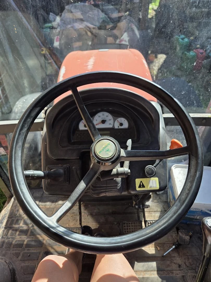 Трактор Armatrac 804 lux, снимка 5 - Селскостопанска техника - 55234421