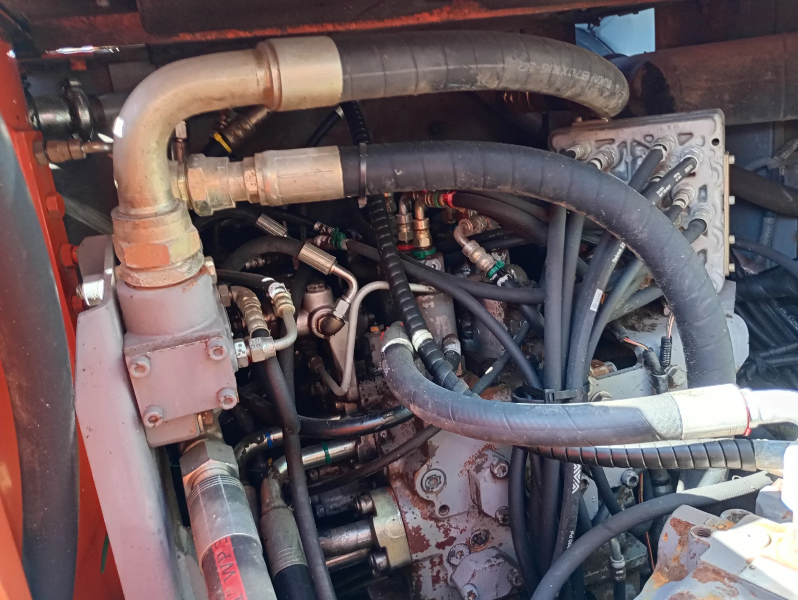  Hitachi ZX240N-3 | Mobile.bg   15