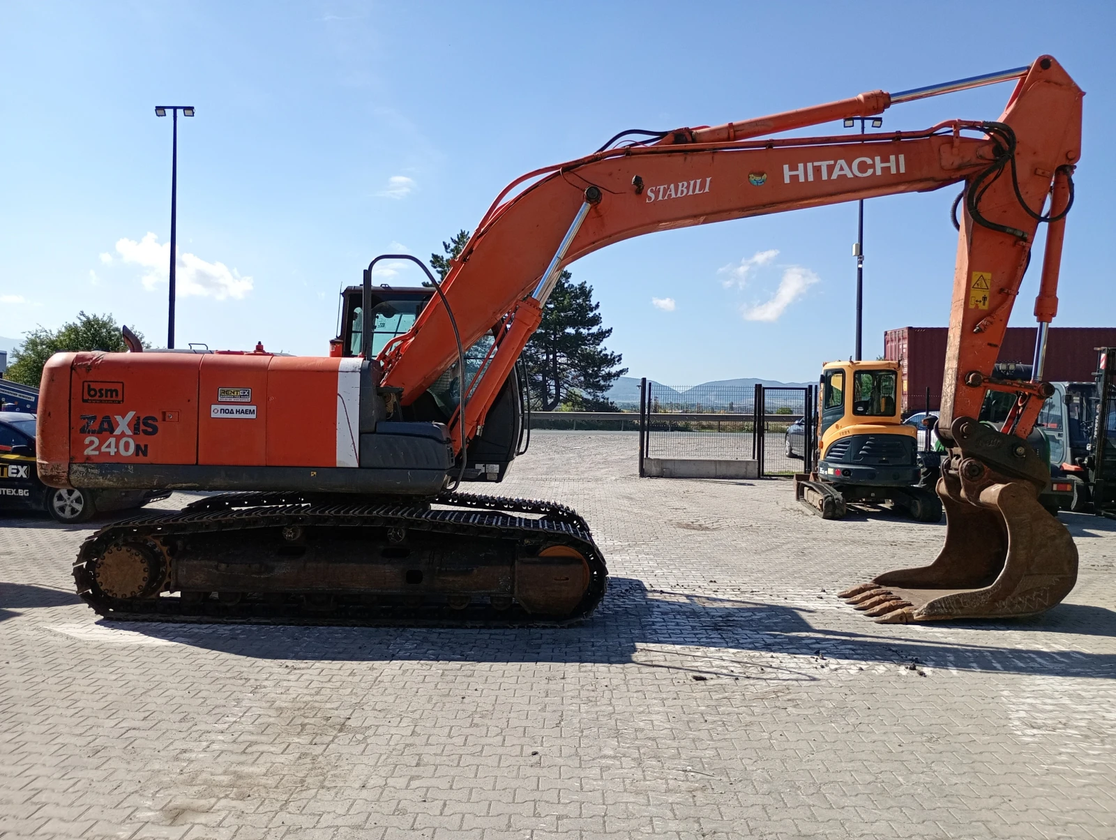 Багер Hitachi ZX240N-3 - изображение 5