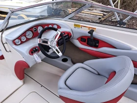 Моторна яхта Larson 210 LXI  67 мото часа, снимка 8