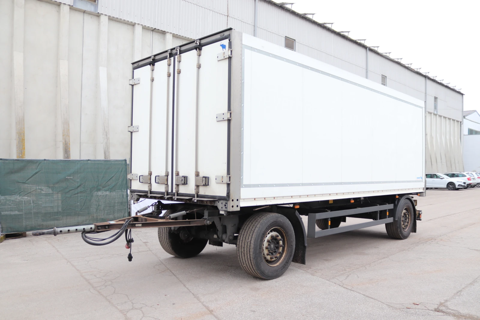   Ako 18 | Mobile.bg   1