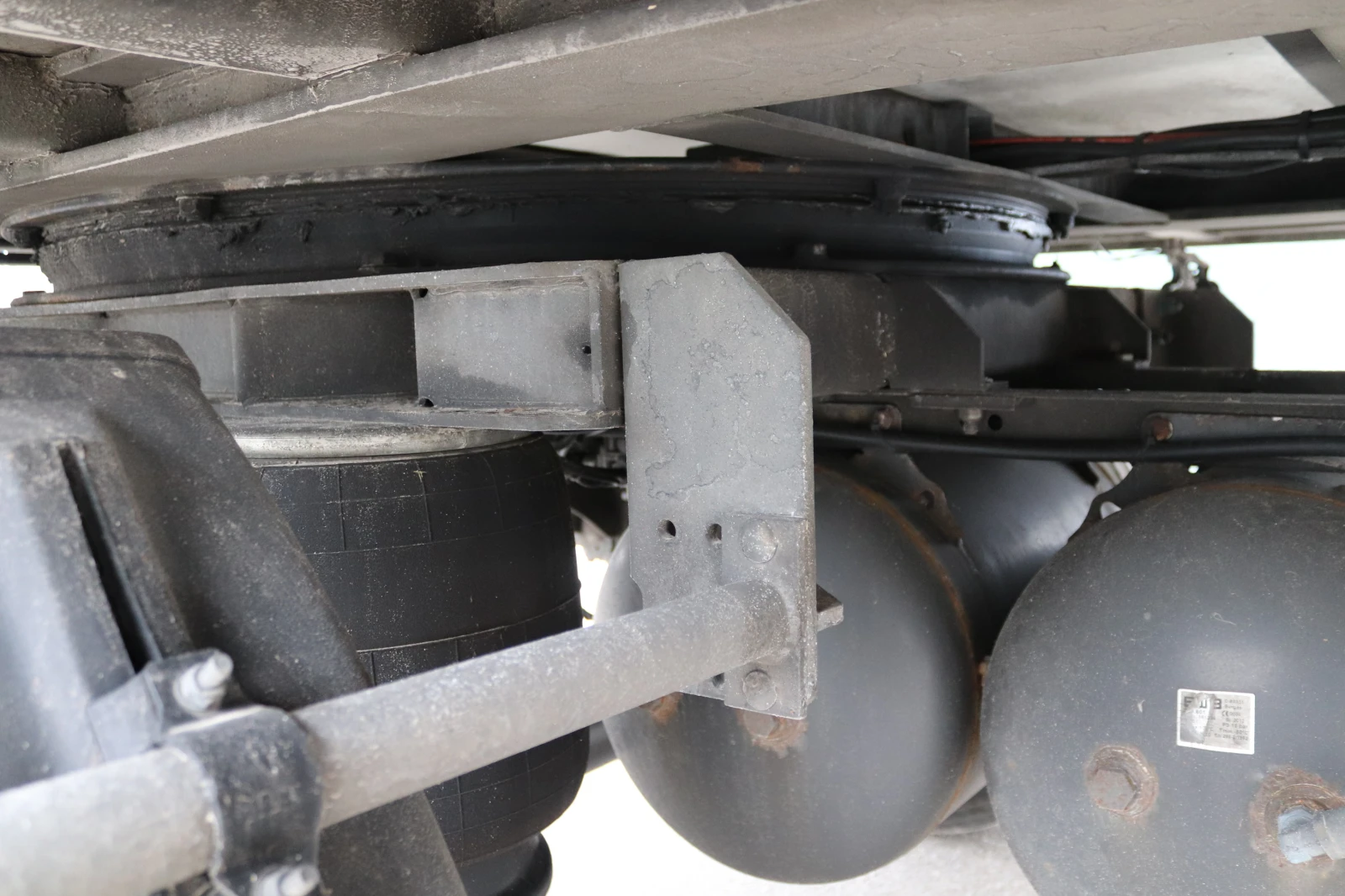   Ako 18 | Mobile.bg   13