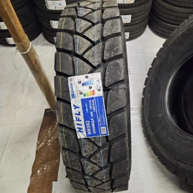 Гуми, снимка 1