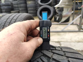 Гуми Зимни 225/40R18, снимка 6