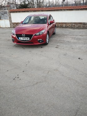 Mazda 3, снимка 1 - Автомобили и джипове - 44151188