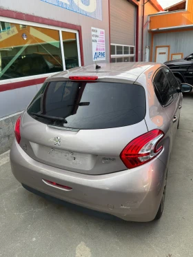 Peugeot 208 1.6 ehdi - 5799 лв. / 2964.98 € - 22008042 4