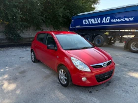 Hyundai I20 126 000!!!! ФАБ ГАЗ! Климатик - 2599 € / 5083.20 лв. - 52692982 2