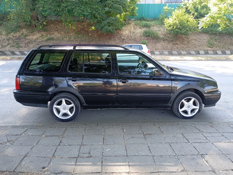 VW Golf 1.9TDI, снимка 1 - Автомобили и джипове - 47276623