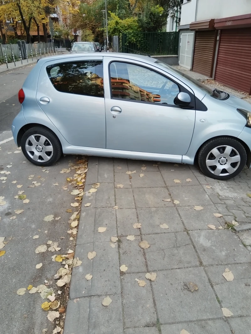 Toyota Aygo, снимка 1 - Автомобили и джипове - 47957672