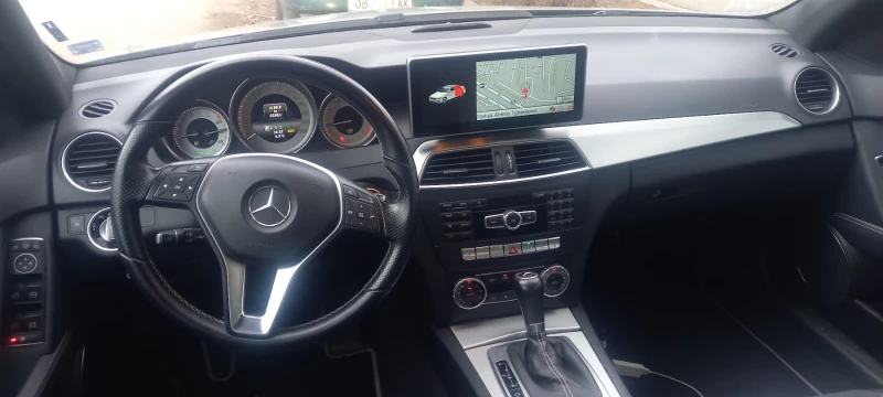 Mercedes-Benz C 220 CDI AMG, снимка 12 - Автомобили и джипове - 48241885