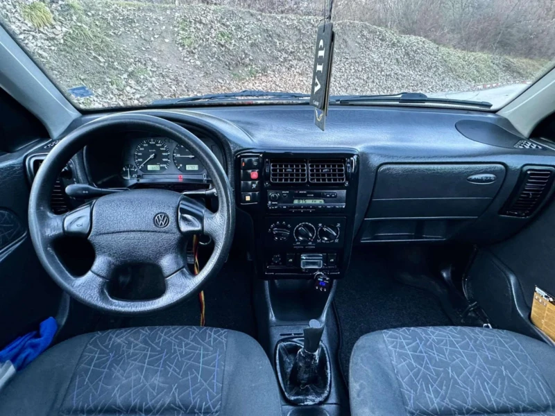 VW Polo 1.9 SDI, снимка 10 - Автомобили и джипове - 48826156